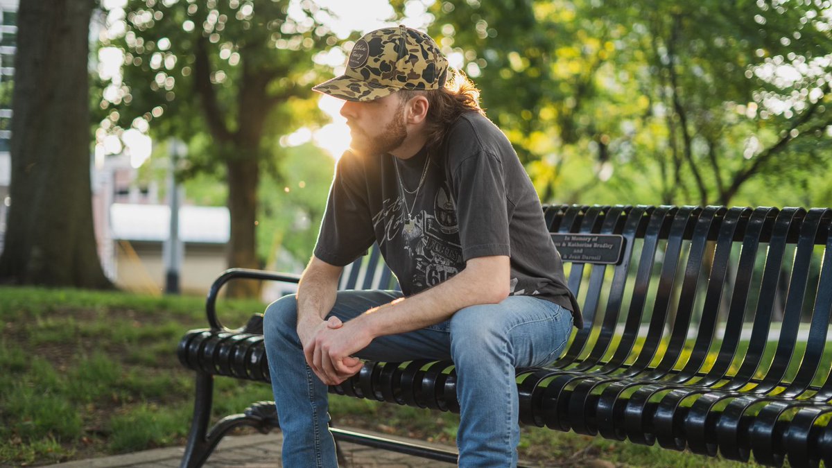 liampcoleman's tweet photo. Time to get back to it
📸: @thechristianlee
#liamcoleman #liamcolemanmusic #newpost #nuthinfancy #forts #country #countrymusic #countryrock #rock #wishingyou #writing #newmusic #work #summer #august #stream #nashville https://t.co/ZU7lP0oMsK
