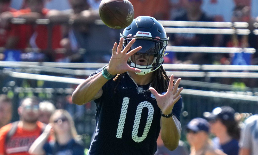 SadeekCreates's tweet photo. Chase Claypool is going BONKERS in camp right now ‼️ TD after TD after TD. 

Contested catches. Jump ball catches. YAC. He’s doing it all man https://t.co/57SfbI7Jh0