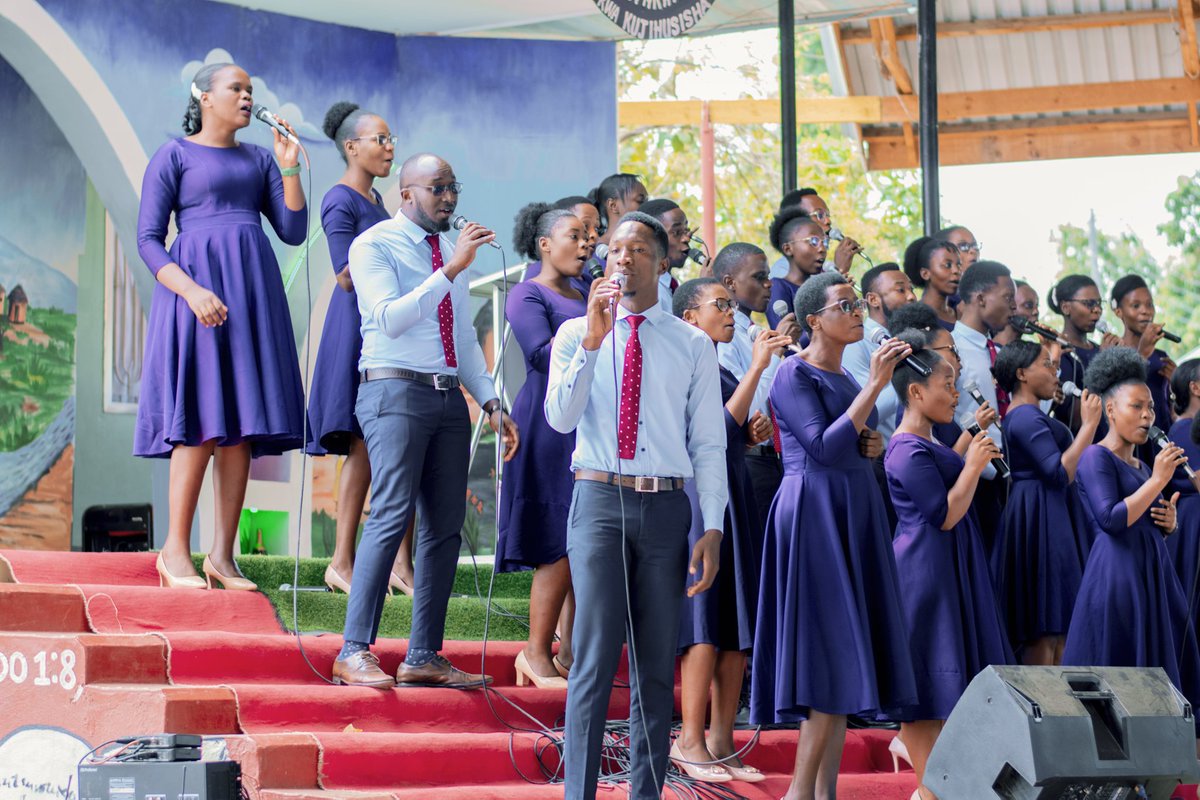 Lightbearerstz's tweet photo. Happy Sabbath!

Nyakato - Mwanza Campmeetings 2023.

#LBat10 #thelightbearerstz #throughitall #katikakilahali #jcbstudioz #thelightbearerstzfriends https://t.co/rkO0QktRn8