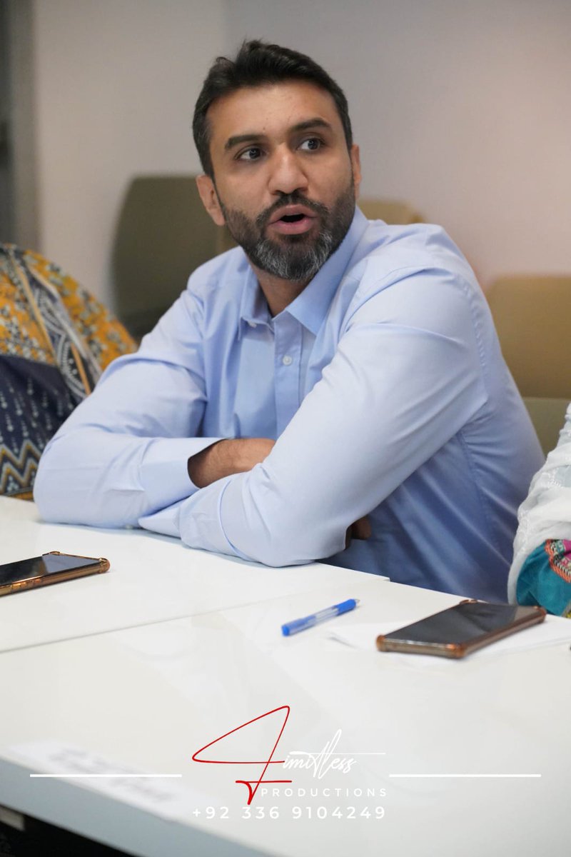 youthinconclave's tweet photo. 🌟Grateful to Mr. Salman Altaf, Senior Vice Chairman of the Young Entrepreneurship Standing Committee at @SarhadChamber, for his captivating talk at TechConnect: Peshawar. His impactful discourse left attendees in awe and admiration.🌟

#Gratitude #TechConnectPeshawar #SCCI #YIC https://t.co/ssbIRkJ8Ra