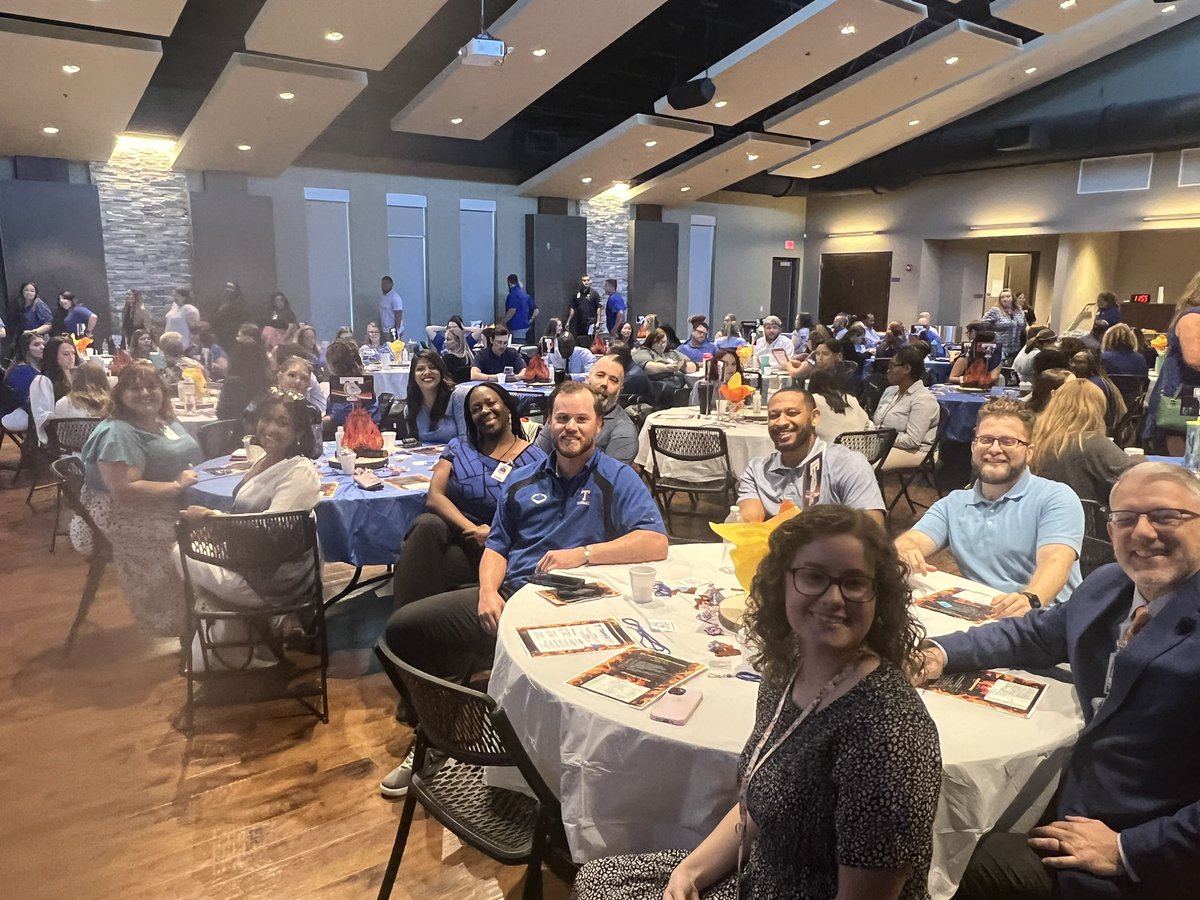 BonhamTISD's tweet photo. New Bulldog Teachers at the TISD New Teacher Pinning Ceremony! Ready to get this year started! #hwpo https://t.co/54Q8M3lUAh