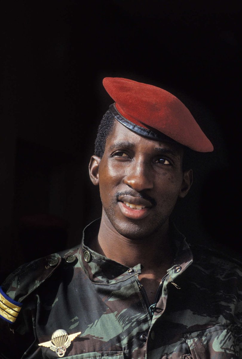 On this day in 1983, Burkinabe Marxist revolutionary Thomas Sankara became President of Burkina Faso. Thomas Sankara’s short 4 years in power in Burkina Faso🇧🇫 before being overthrown in a French &amp; CIA-backed coup: 

-Vaccinated 2.5 million children against meningitis, yellow