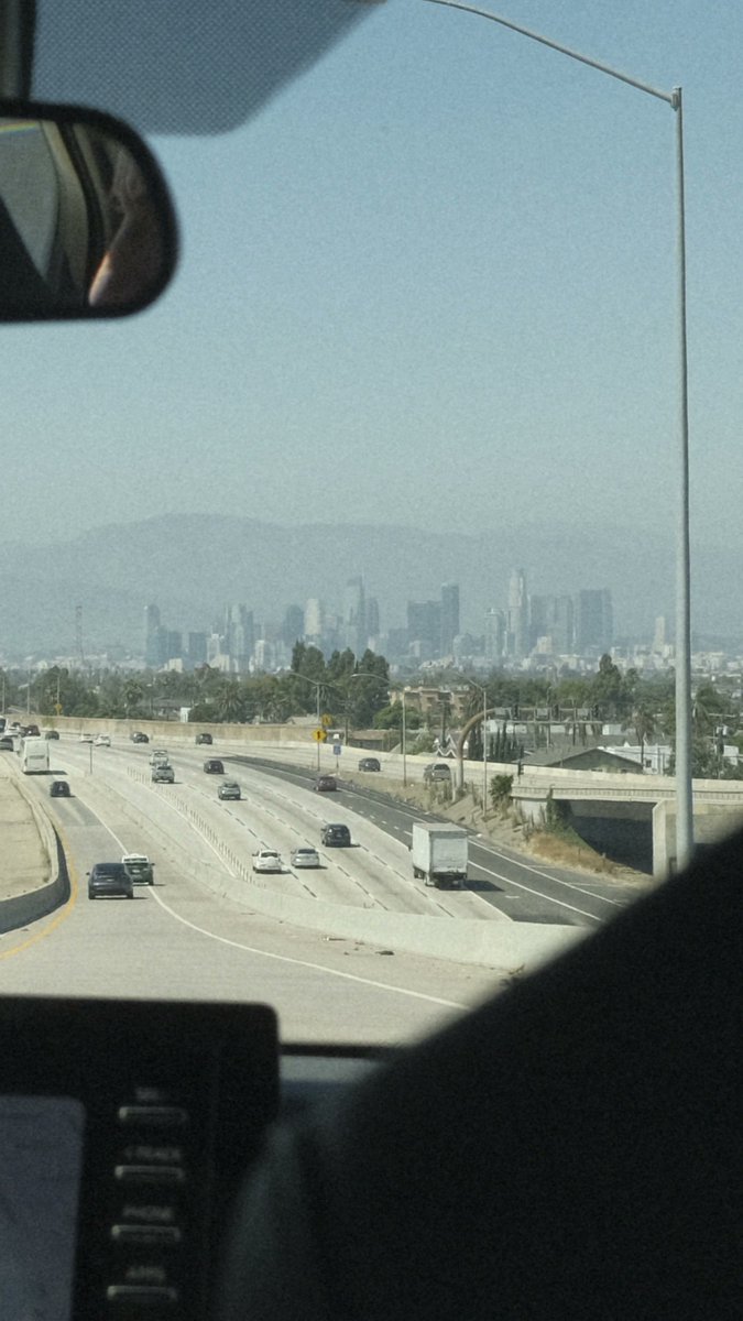 ElliottRound's tweet image. We have arrived ☀️🇺🇸 @m_xrstudio @rhwel_ 

#SIGGRAPH2023