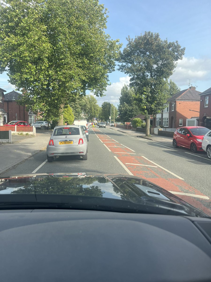 No work being carried out and presumably won’t all weekend. Any need for this disruption <a href="/WiganCouncil/">Wigan Council</a> <a href="/CadentGasLtd/">Cadent</a> ? Holden Road, Leigh WN7