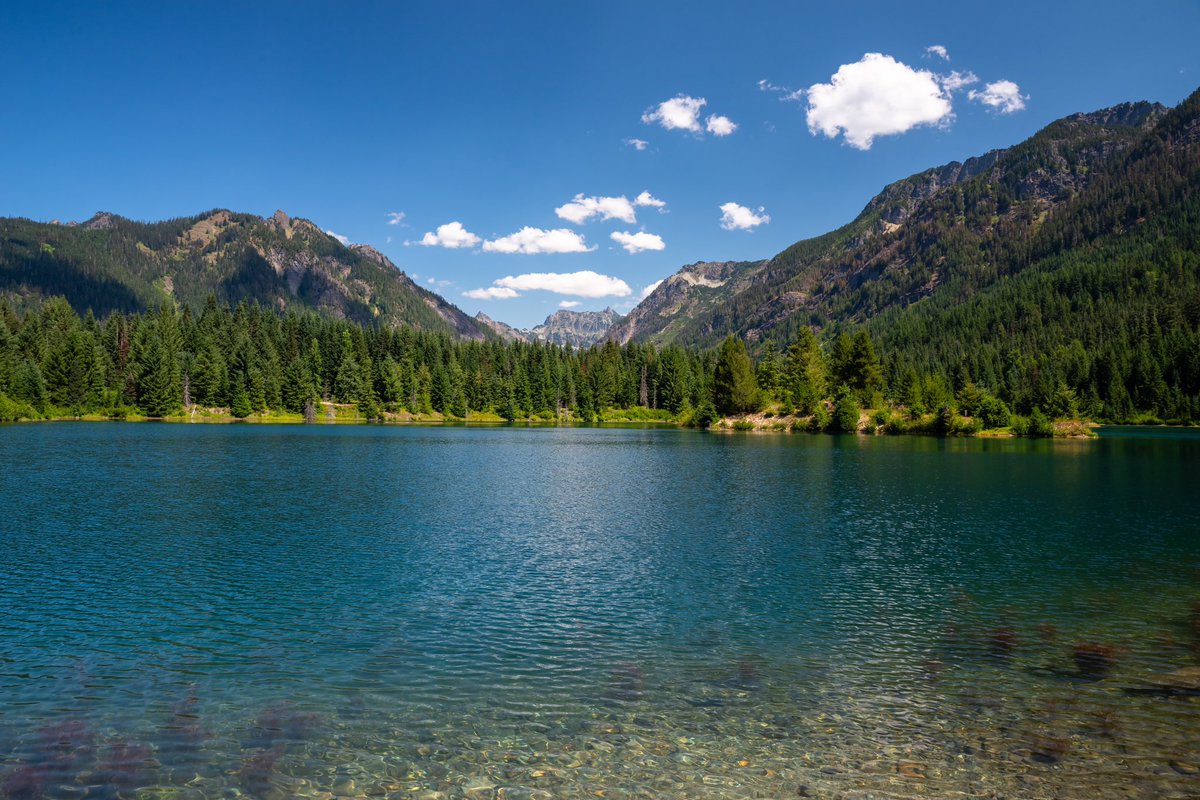 s_d_sea's tweet photo. Last week at Gold Creek Pond. 
This view never gets old.

#pentax #PentaxK1ii @PENTAXIAN #pnw #SoNorthwest #wawx #TGIF @ThePhotoHour @ExploreWAState @SummitSnow411 https://t.co/iPvooh9Hpo