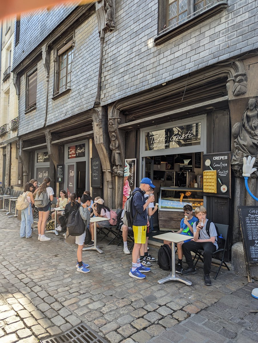 Students recently visited Tours during their French Exchange! They got to immerse themselves in the French culture by living, eating and learning with students from a partner school. They also spent time at a theme park, visited the cathedral, and ate ice cream - what a trip!