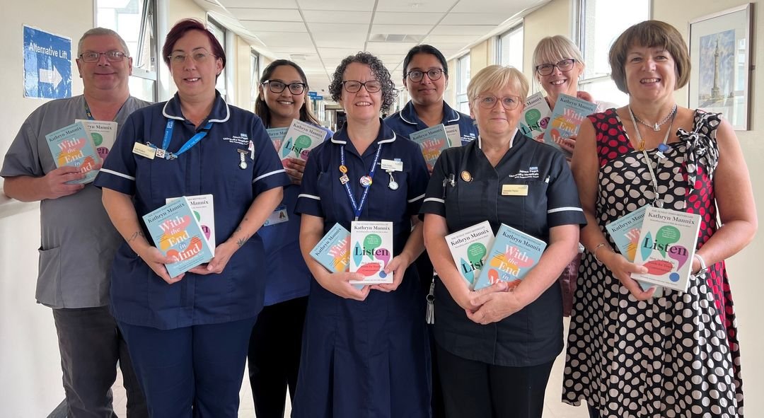 Jeanette Taylor π (@nettyannt) on Twitter photo Thank you <a href="/JamesPagetNHS/">JPUH NHS FT</a> charity funding for supporting the Palliative care team with the purchase of these books for distribution across all inpatient areas <a href="/JpuhC/">JPUH Palliative Care</a> <a href="/drkathrynmannix/">Kathryn Mannix</a> #onechancetogetitright Thank you <a href="/JamesPagetNHS/">JPUH NHS FT</a> charity funding for supporting the Palliative care team with the purchase of these books for distribution across all inpatient areas <a href="/JpuhC/">JPUH Palliative Care</a> <a href="/drkathrynmannix/">Kathryn Mannix</a> #onechancetogetitright