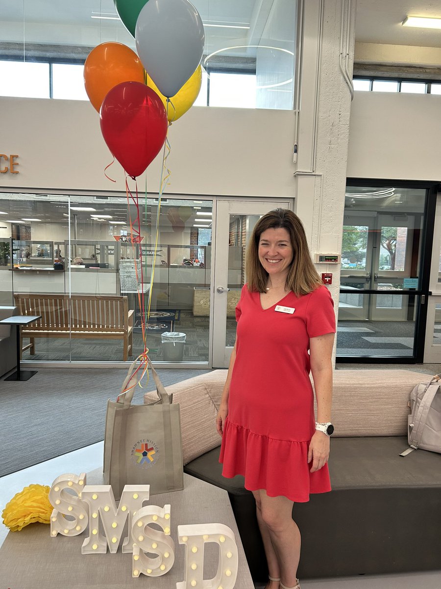 If you see this amazing principal today make sure to wish her a HAPPY BIRTHDAY!! <a href="/theSMSD/">SM School District</a> <a href="/shawanoe/">Shawanoe Elementary School</a>