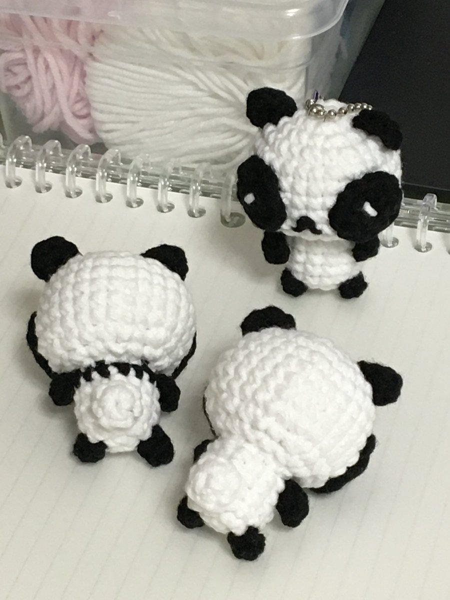 제가 만든 판다 제일 귀여운점…
———> 뒤통수