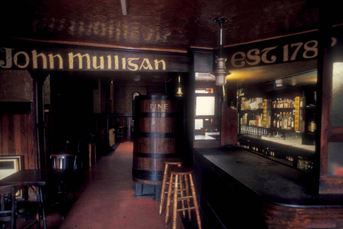 Mulligans, c.1974, same as it ever was... <a href="/Mulligans6/">Mulligans poolbeg st</a>