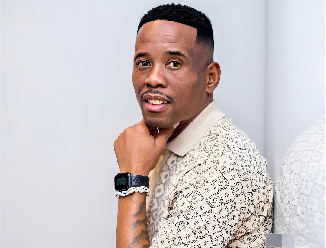 CapricornFM's tweet photo. #FutureNumber1 is coming up, which song do you feel deserves the number one spot on the #UrbanHot40 in future?
NEXT | Share with @NdivhoMakhwanya via WhatsApp on 079 899 6226. https://t.co/vusF59qyzA