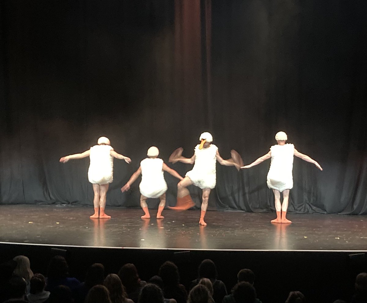 Susan Mansfield (@wordsmansfield) on Twitter photo You know it’s the Fringe when… you’re watching four grown men dressed as ducklings dancing to Tchaikovsky’s Sugar Plum Fairy. What’s your “you know it’s the Fringe when…” moment? <a href="/edfringe/">Edinburgh Festival Fringe</a> <a href="/FollowTheCow/">Underbelly Edinburgh</a> #ChicosMambo You know it’s the Fringe when… you’re watching four grown men dressed as ducklings dancing to Tchaikovsky’s Sugar Plum Fairy. What’s your “you know it’s the Fringe when…” moment? <a href="/edfringe/">Edinburgh Festival Fringe</a> <a href="/FollowTheCow/">Underbelly Edinburgh</a> #ChicosMambo