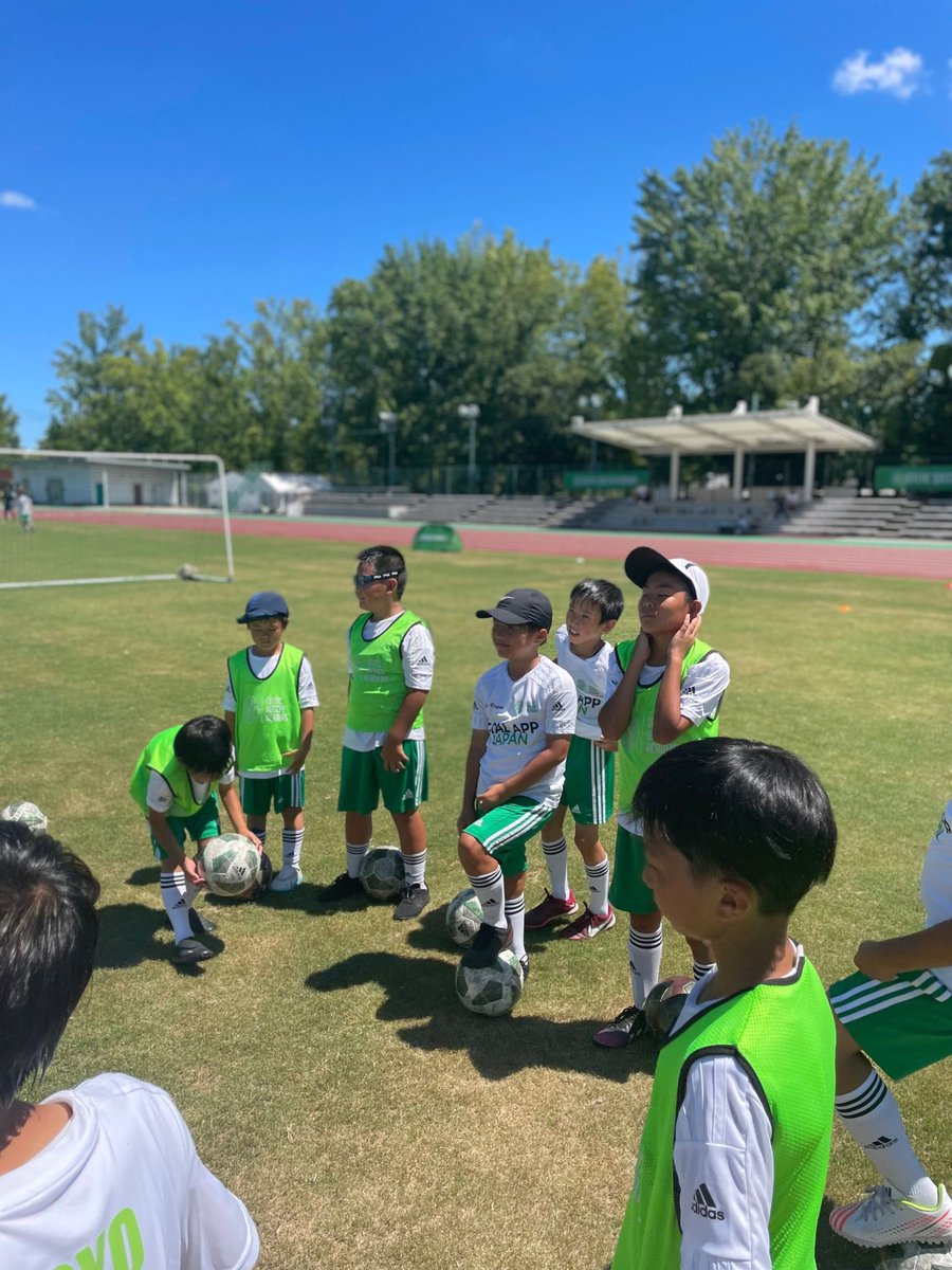 CelticSocAcad's tweet photo. 🍀🇯🇵 Our final day of camp in #Okayama and what a camp it has been! 

Loads of fun, loads of games &amp; loads of learning today &amp; unfortunately some sad goodbyes at the end! 

Until next time…..💚 

#CelticFC #GoalAppJapan https://t.co/qMZrQ5PaeK