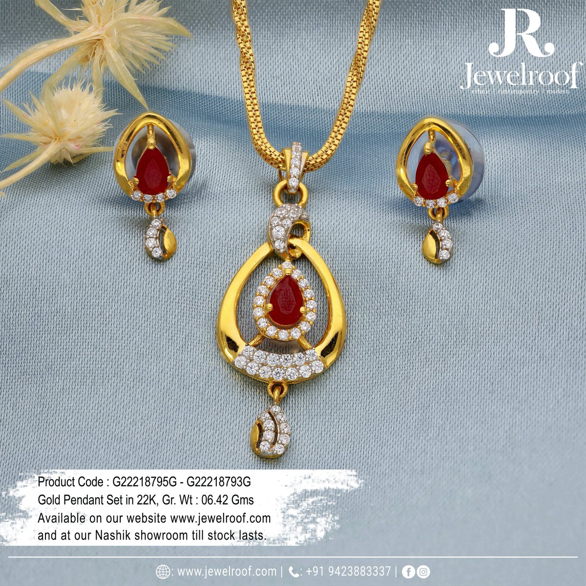 Adorn yourself with the elegance of this magnificent Gold Pendant Set, crafted to perfection with intricate details and a timeless design.

#rcbafnajewellers #rcbafna #jewelroof #nashik #goldjewellery  #silverjewellery #platinumjewellery #diamondjewellery #gold #diamondearring