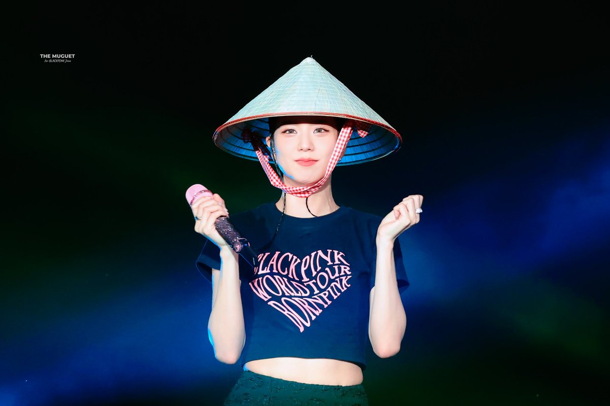 tm950103's tweet photo. 230729 BORNPINK in Hanoi
#지수 #JISOO #블랙핑크 #BLACKPINK https://t.co/MbFYBa7SnC