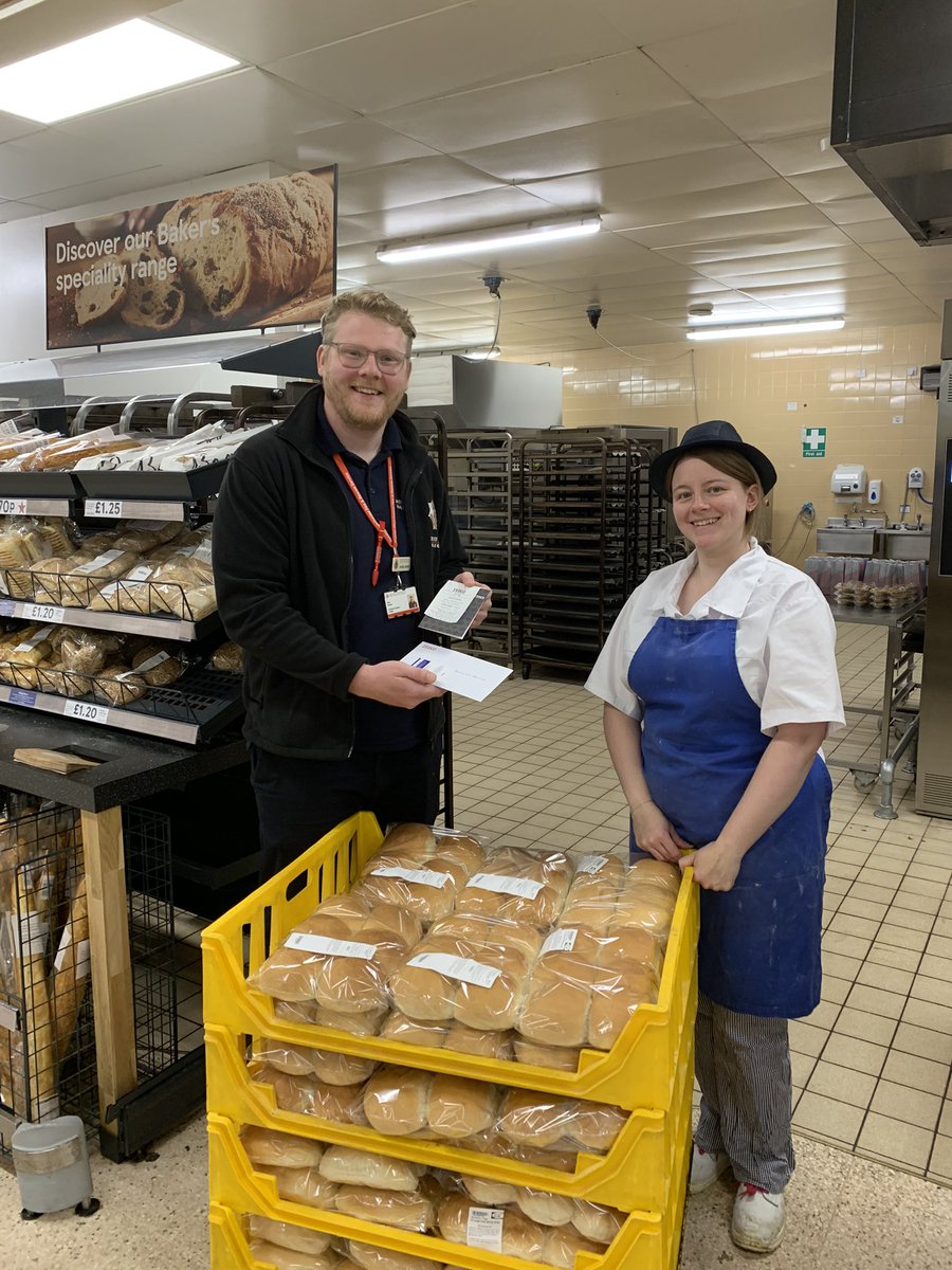 Wendy Howarth (@wlhowarth) on Twitter photo <a href="/GMFRS_SC/">GMFRSsafetycentre</a> GMFRS Training & Safety Centre asked Tesco Bury for a donation of rolls for their open and and a voucher to buy hot dogs 🌭 <a href="/GMFRS_SC/">GMFRSsafetycentre</a> GMFRS Training & Safety Centre asked Tesco Bury for a donation of rolls for their open and and a voucher to buy hot dogs 🌭