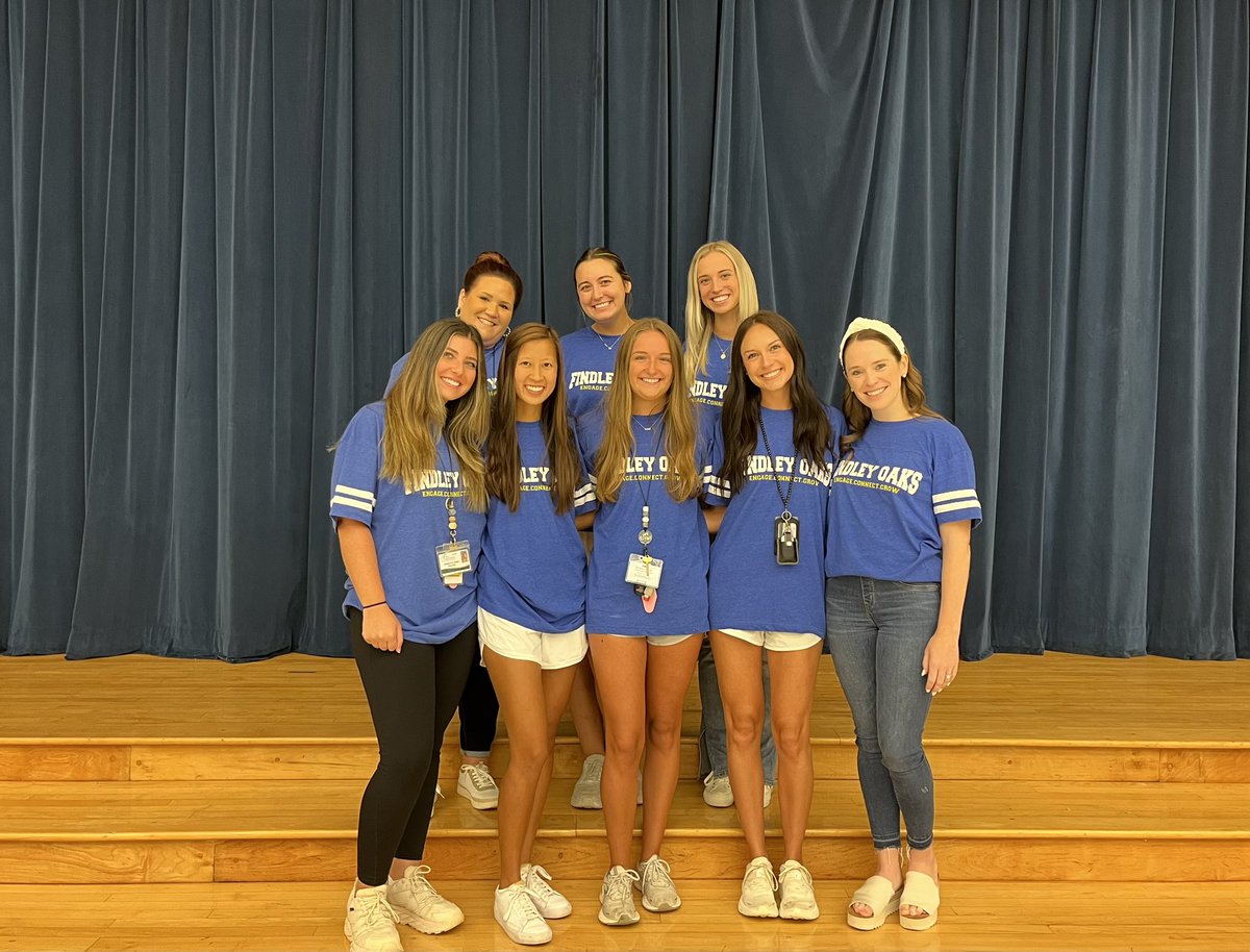 FOES_Principal's tweet photo. These @FindleyOaks Falcons are all graduates of @FultonCoSchools! @HoochHappenings @CambridgeHS1 @The_CHSKnights @MiltonHighSch @NorthviewTitans and Alpharetta HS! #FultonSchoolsUnited https://t.co/n60araNDx5