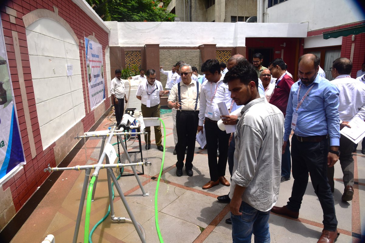 DMI_Patna's tweet photo. Large volume water purifiers for flood situations - An exhibition on the sidelines of Regional Seminar #DMI #DevelopmentManagementInstitute https://t.co/Wv9mAHvhbE