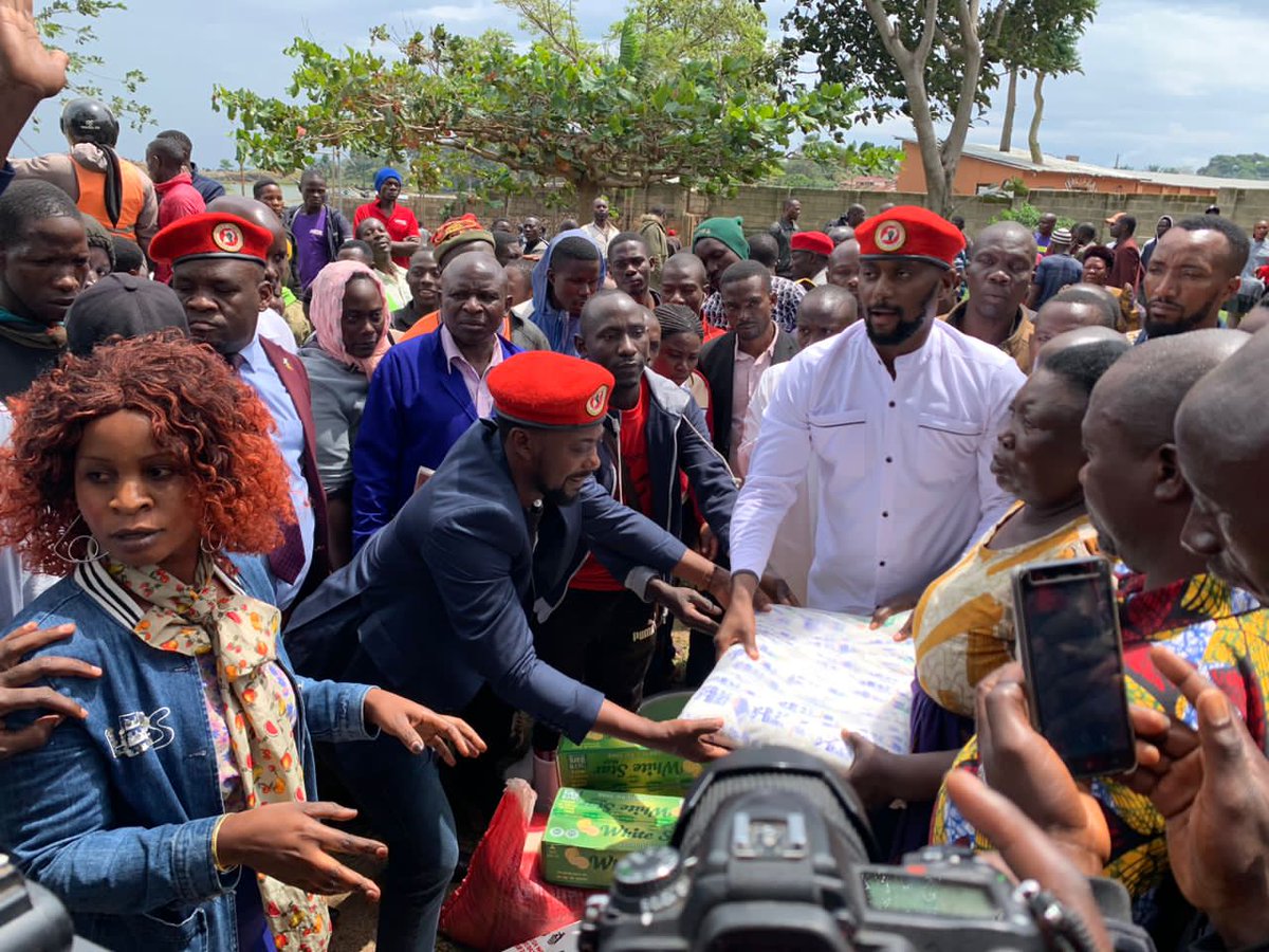HonKakembo's tweet photo. Today at Kasenyi Landing Site, we delivered the @NUP_Ug's and President @HEBobiwine's official condolence message to families who lost loved ones in the recent boat accident on Lake Victoria.

Our delegation was led by the #NUP Secretary General, @DavidLRubongoya and consisted of several MPs and other leaders from the party. 

We mobilized support to recover and transport the deceased to their loved ones, and also provided food and other relief items to sustain the families during this difficult wait.

As leaders, we promise to do everything in our power to improve safety and rescue in the marine transport sector. 

Our thoughts and prayers go out to all affected by this tragic incident.

#KungaUganda #NUPEverywhere