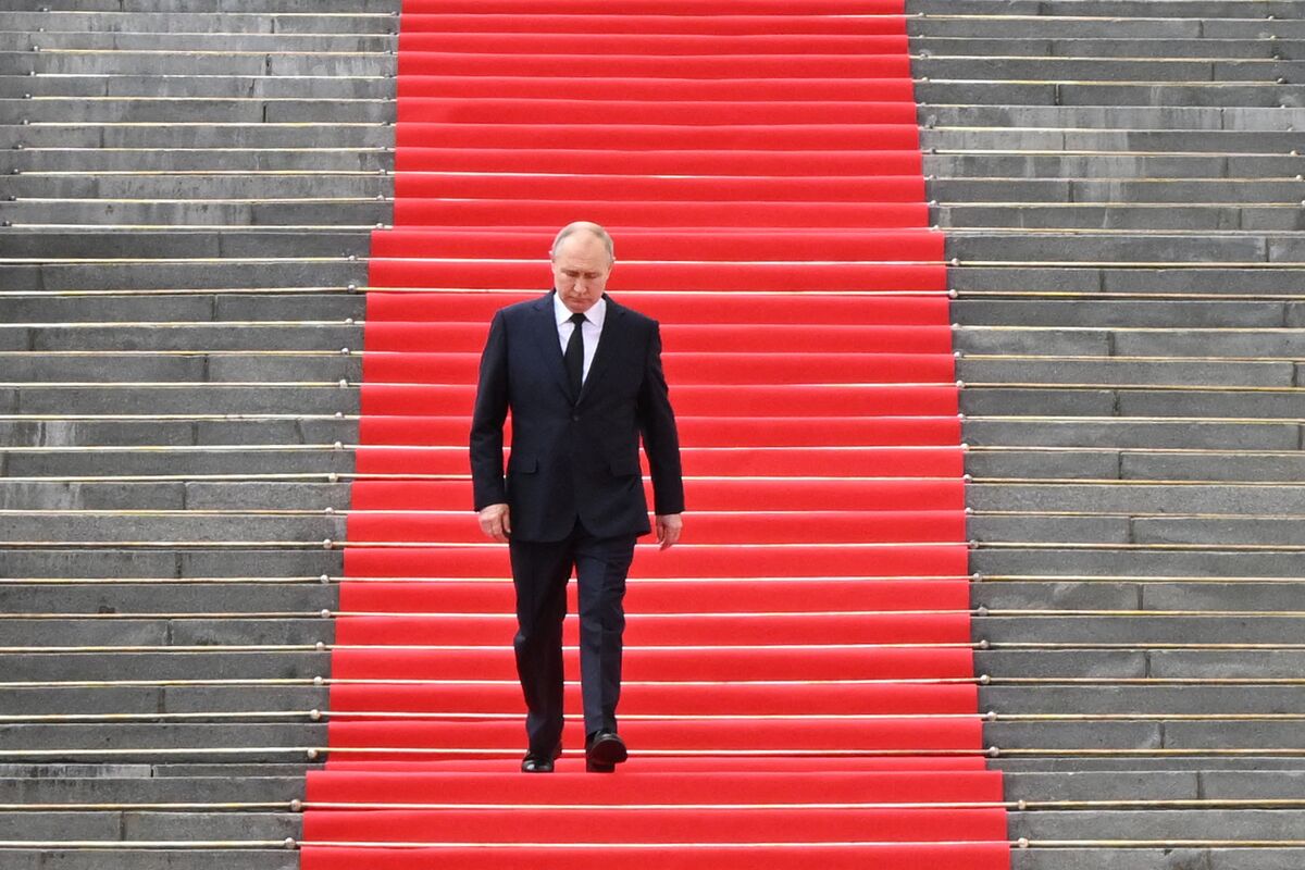 sanctions_io's tweet photo. Russia Sanctions Aren't Stopping Putin But May Stop Xi https://t.co/cCf52C5eb8 https://t.co/buNmJydjix