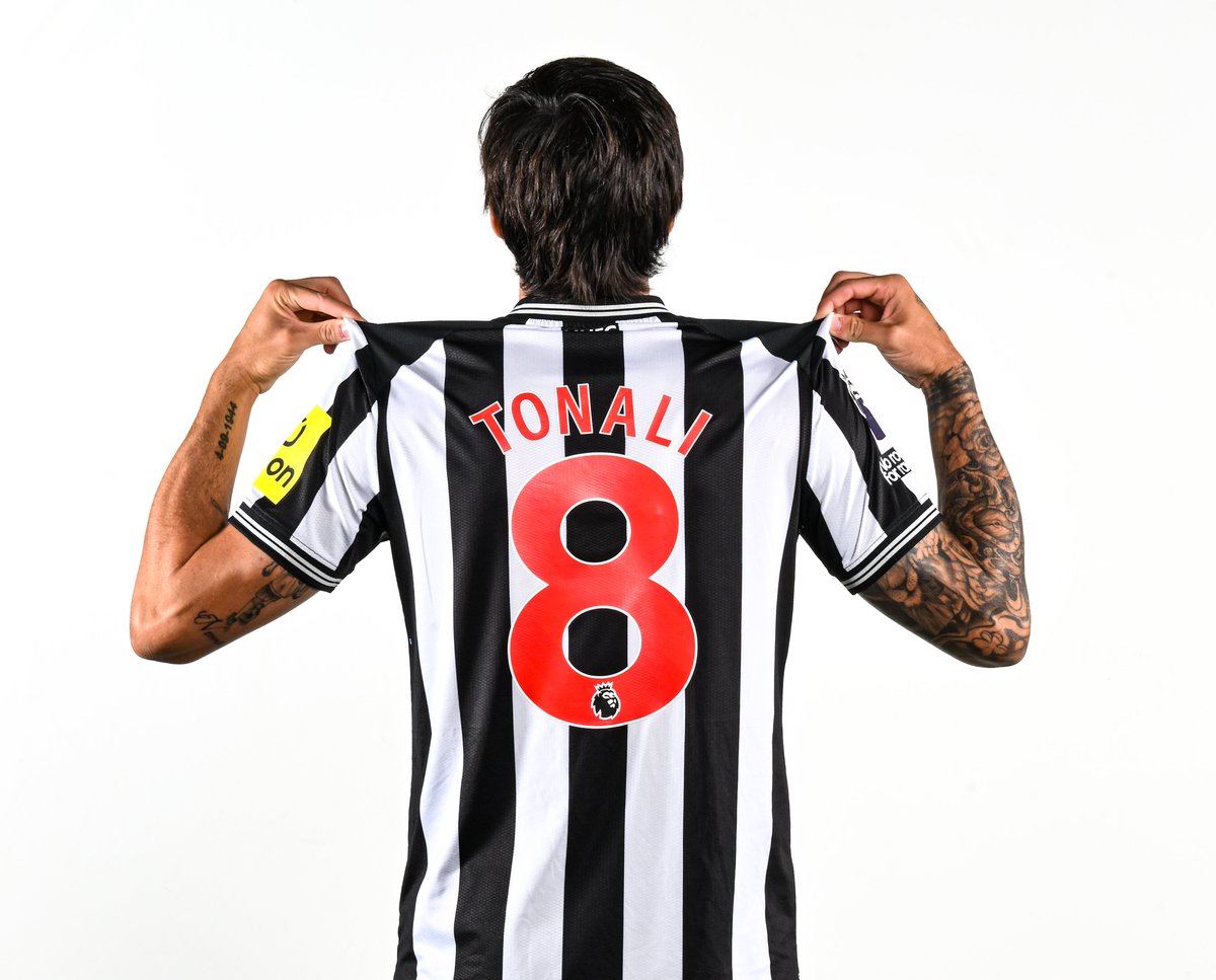 Newcastle United tweet media