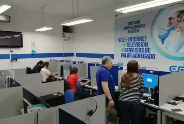 GobValle's tweet photo. La Empresa de Recursos Tecnológicos, @ERTSAESP, realizará la Audiencia de Rendición de Cuentas de la vigencia 2022, en la que compartirá con la ciudadanía los logros y avances alcanzados en el campo de la tecnología y la digitalización en el Valle del Cauca.
Detalles ⬇️
https://t.co/xkma1zpQxN