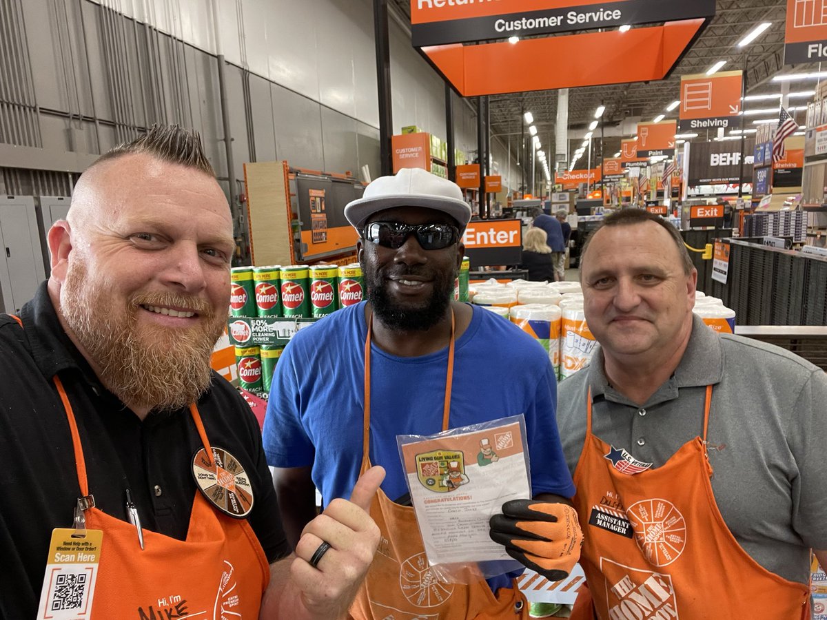 mpmorgan3830 (@mpmorgan38301) on Twitter photo Homer Award presented to Curtis in the lot <a href="/AkronHomeDepot/">Akron Home Depot</a> Thank you for providing Excellent Service to Our Customers! Homer Award presented to Curtis in the lot <a href="/AkronHomeDepot/">Akron Home Depot</a> Thank you for providing Excellent Service to Our Customers!