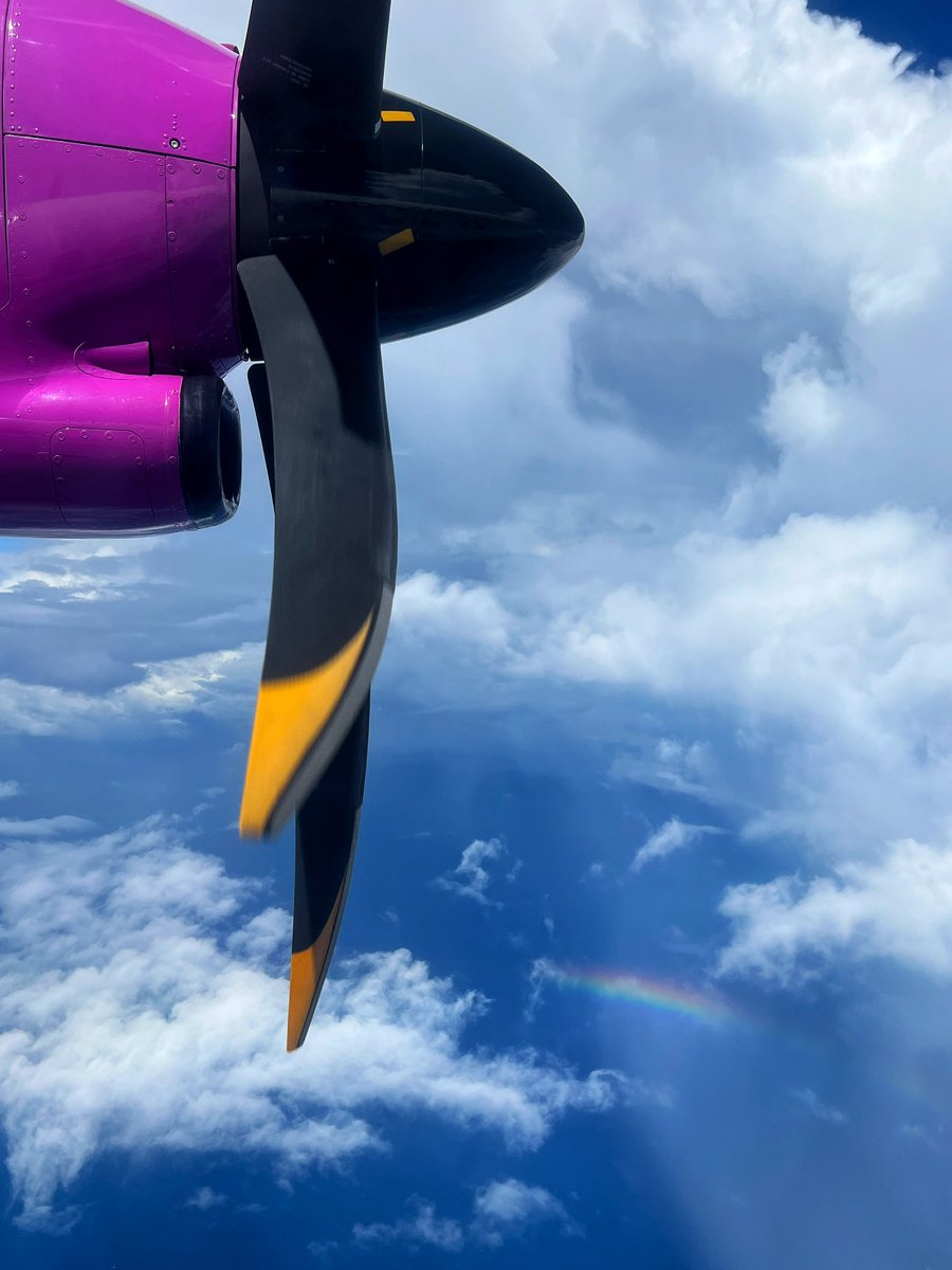 brentito86's tweet photo. Somewhere over the rainbow, skies are blue, and the dreams that you dare to dream really do come true.” — E.Y. Young

#Avgeek #Inflightviews https://t.co/6BjNlmqzsr