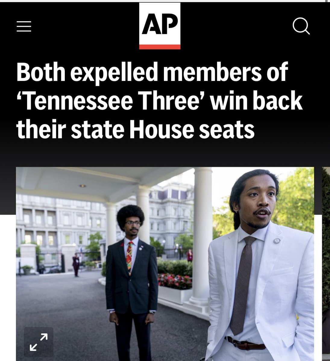 TheTNHoller's tweet photo. ICYMI — AP: “Both expelled members of ‘Tennessee Three’ win back their state House seats… as lawmakers are preparing to return to Nashville later this month for a special session to address possibly changing the state’s gun control laws…”
https://t.co/t81TE505cT https://t.co/Ex3J5Vqa88