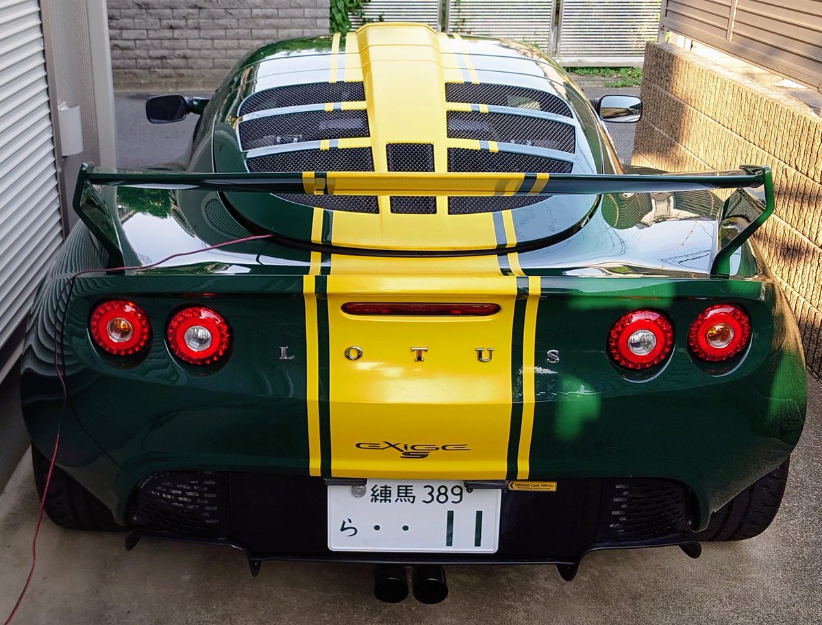 RossaEleven's tweet photo. クルマもバイクもお尻で選ぶ😋💕

#LOUTS　#EXIGE　#DUCATI　#998R https://t.co/ucqbt1M1WR