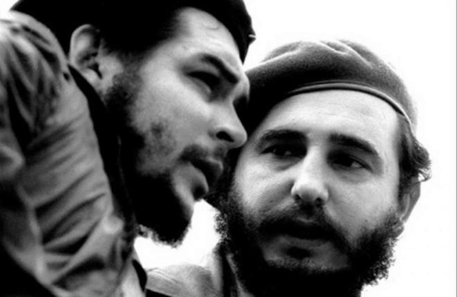 SoberonGuzman's tweet photo. Nuestro Guevara: "#FidelPorSiempre dio a la Revolución el impulso en los primeros años, la dirección, la tónica, siempre. Así vamos marchando. A la cabeza de la inmensa columna —no nos avergüenza ni nos intimida decirlo— va Fidel” https://t.co/VGkpIzDJnw