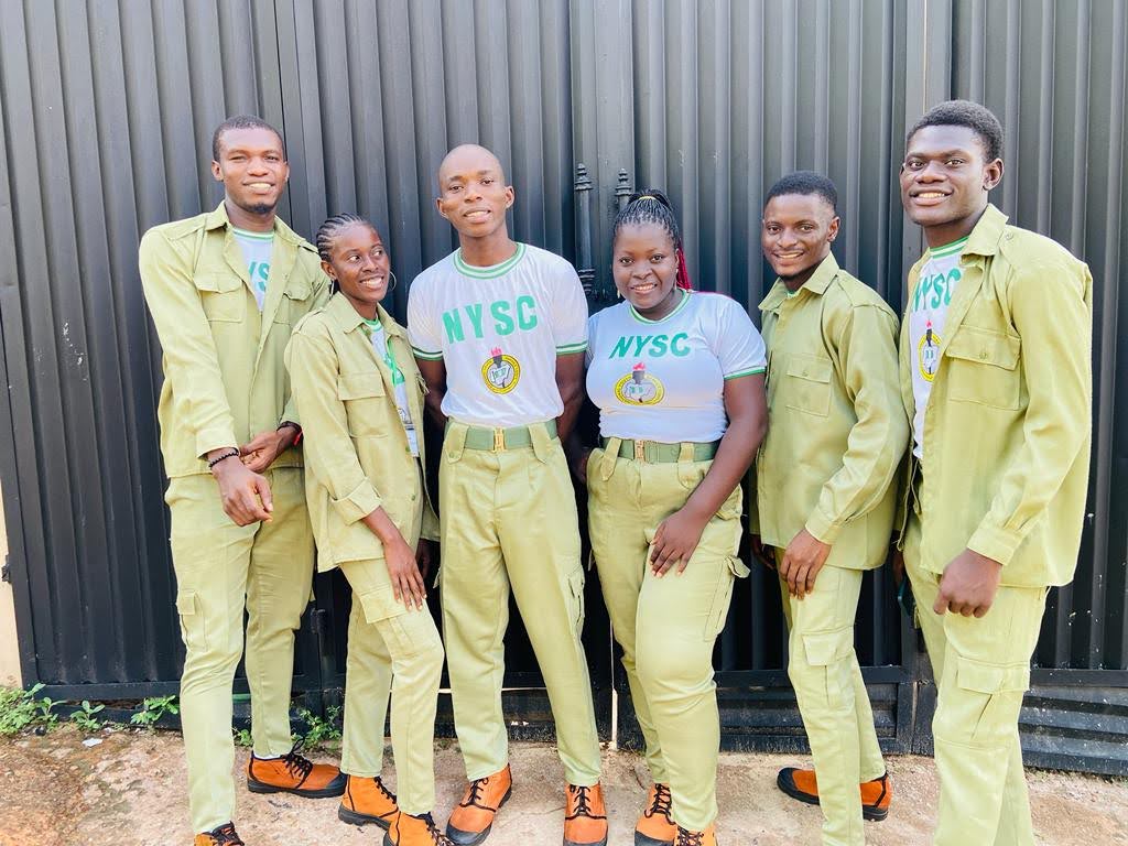 this_ireoluwa's tweet photo. π End of a Memorable Journey: NYSC POP Day π
π
One year of dedicated service, now triumphantly concluded with the final clearance and passing out parade (POP). ππ‘
Grateful for the experiences and the certifications received. ππ
#NYSCCompleted #NYSCPOP #FinalClearance https://t.co/IlIYALUS6e