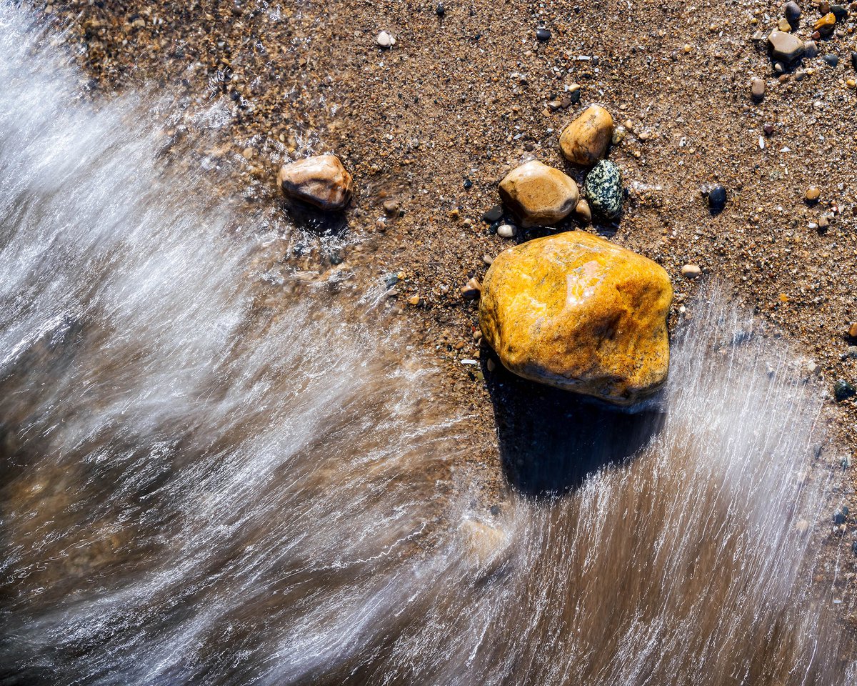 TMSkyHumPhoto's tweet image. Rocks on the beach. #photograghy #nature
