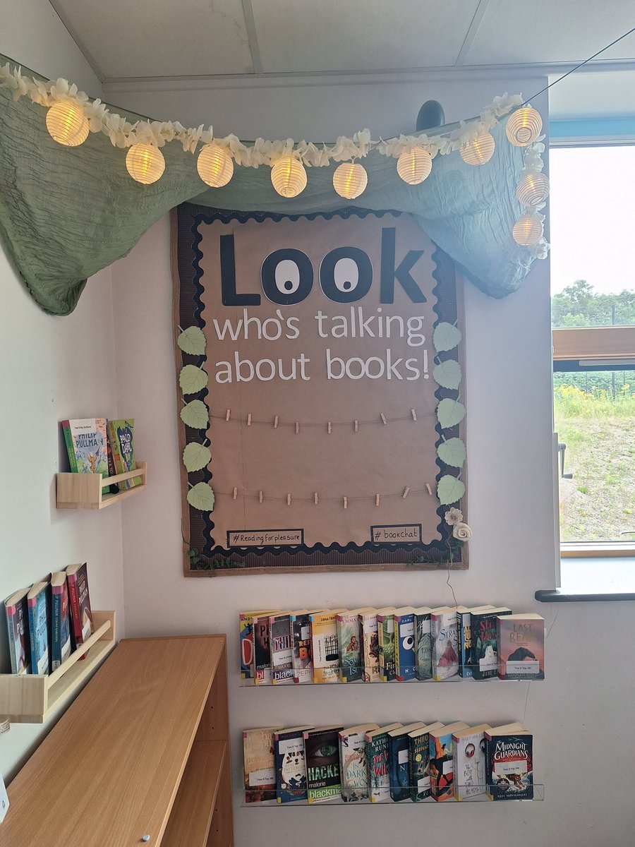 MrsHuntingKMPA's tweet photo. Loved setting up my classroom this week. Now to enjoy the rest of the holidays before term starts #classroomdisplay #newclassroom https://t.co/nocIiy0Lgx