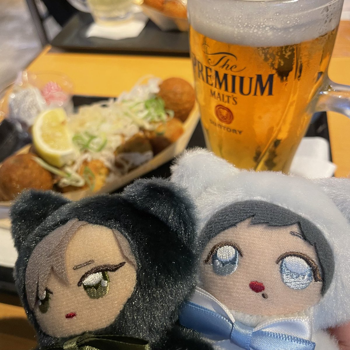 mememe_yo's tweet image. #fromRED3rdAnniv
これはまじでちみけもますこっとのディスプレイ班の優勝です。気付いてたら握りしめてたが？？？友達にエンカウントして、とってもハッピー空間だね？って頭の悪い会話してきた🥳✌️🍻💫

#君の夜に触れる
#夜明けの唄