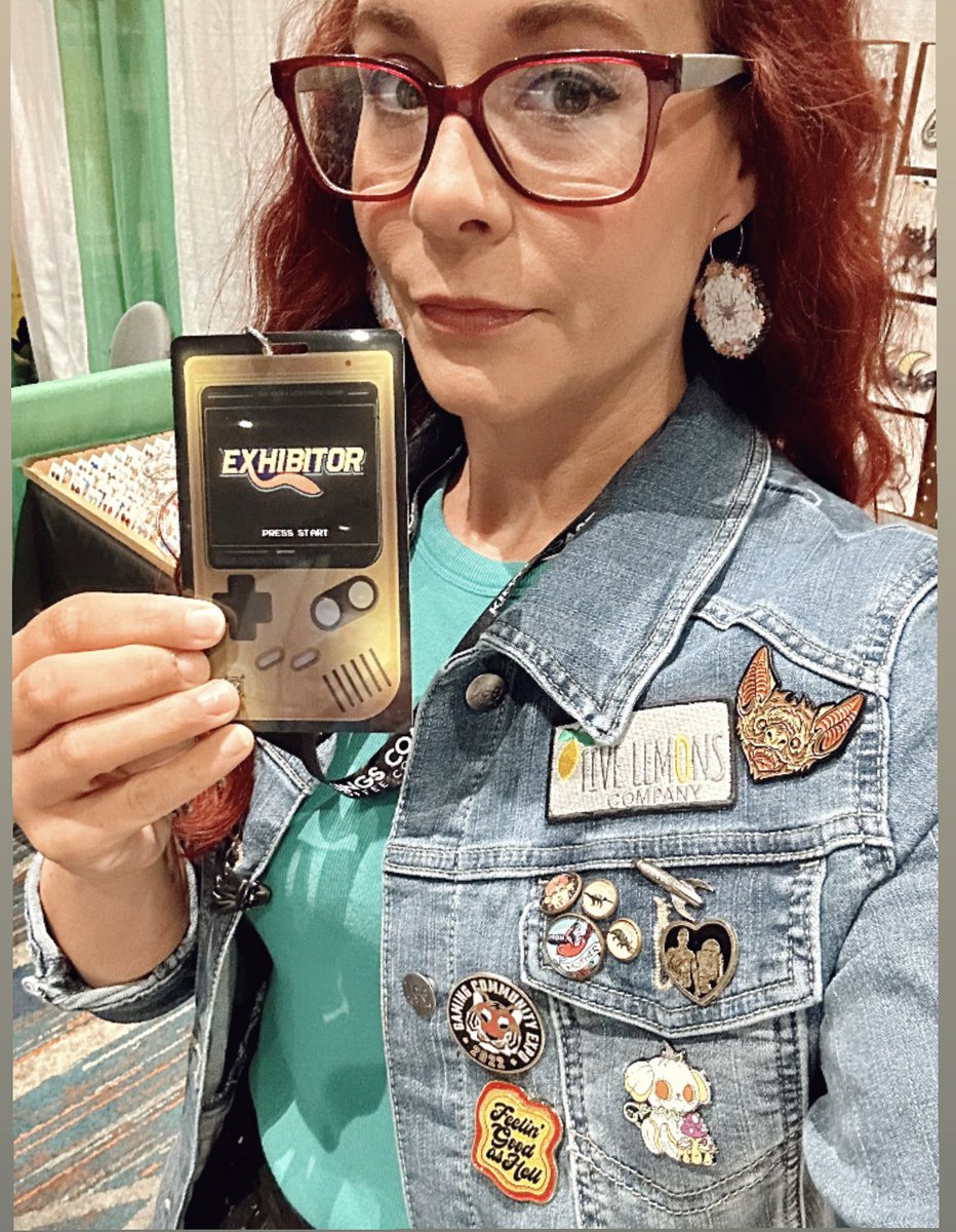 5LemonsCompany's tweet photo. Day 1 of @gcxevent is about to starrrrrt!!

I’m located on the far wall of the ballroom. 

Later Gators.

🍋🍋🍋🍋🍋
.
.
.
.
.
 #statementjewelry #earringshop #earcandy #wearethemakers #acrylicearrings
#marketing #shopsmall #smallbusiness 
#gcx #gcxevent #fandom #fandomjewelry https://t.co/tXm5SqKHTi