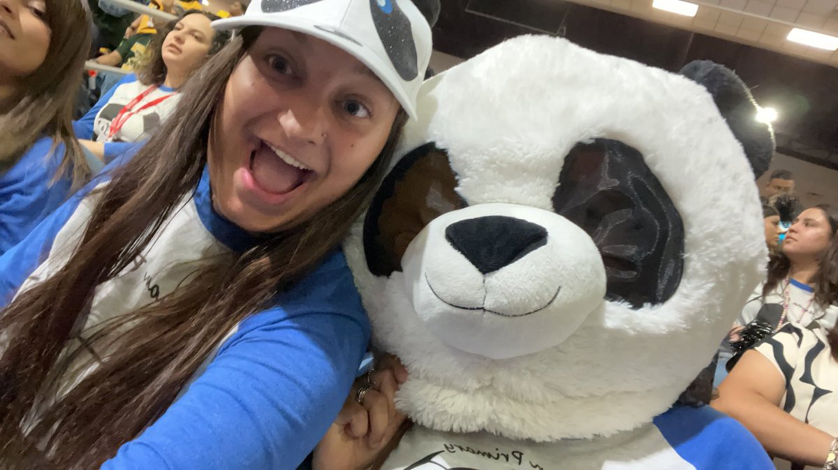 MissStrecker's tweet photo. Happy convocation day @AldineISD Pandas have arrived 🐼 @Vardeman_AISD https://t.co/VFWtpJiJEm