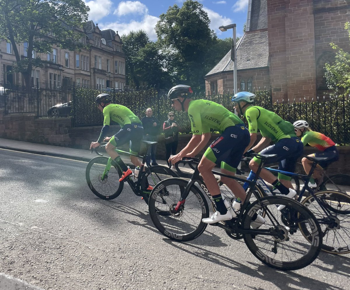 Davie Brown tweet media