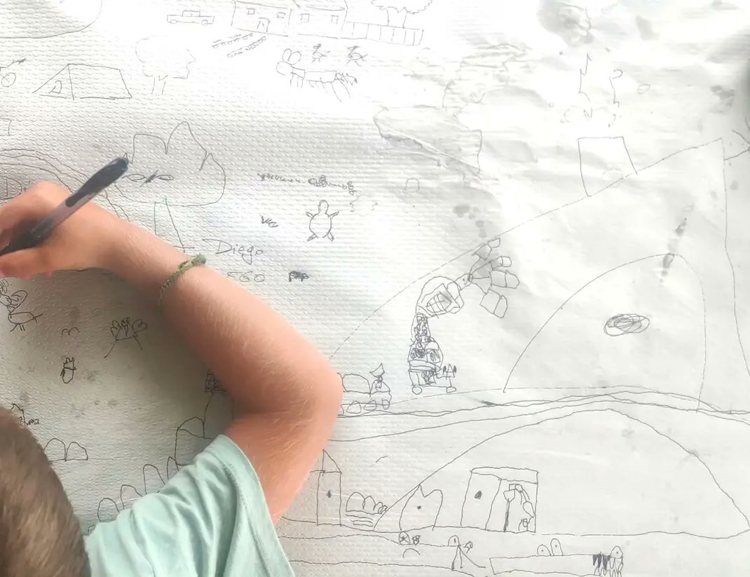 Abrimos un hilo: Volvemos de #vacaciones con ganas de enseñaros #proyectos nuevos y no tan nuevos, pero que se han quedado esperando pacientemente su momento.
Con la misma ilusión con la que nuestro pequeño dibuja sus mundos imaginados