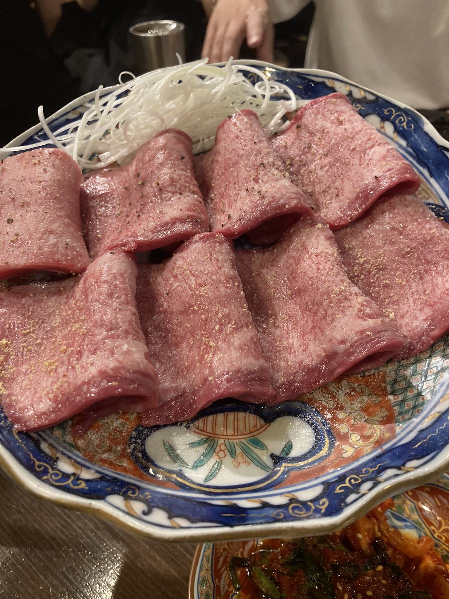 ymy_insta2's tweet photo. 念願のぽめ。
この味のガム欲しい。
with
@tera_topi0619 
@ozu_bon 
@gantz__yy 
@H_KANNA_0203 https://t.co/XGifrJTcFX