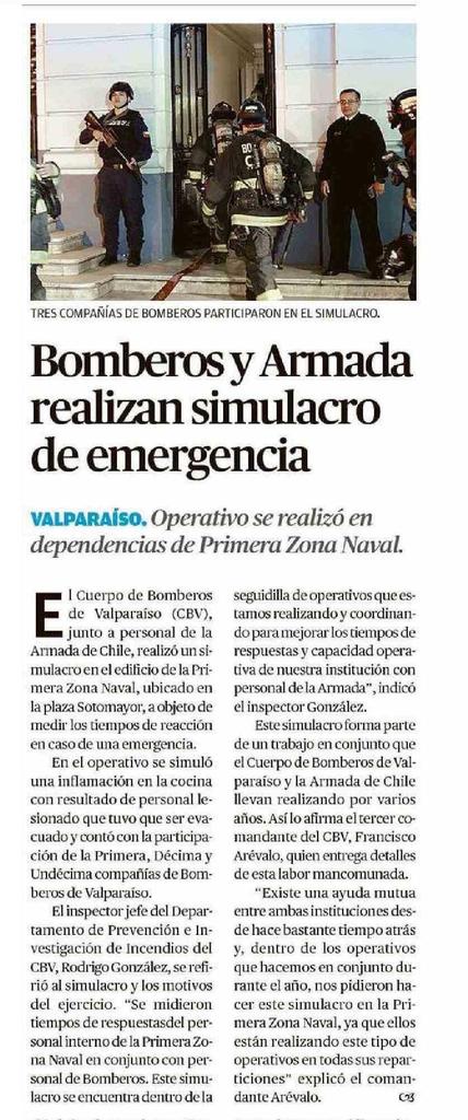 BomberosdeChile's tweet photo. 𝗦𝗜𝗠𝗨𝗟𝗔𝗖𝗥𝗢 | @CBV1851 y @Armada_Chile realizan trabajos en conjunto con el fin de estar debidamente preparados en caso de emergencia. https://t.co/QKPLY6BlGe