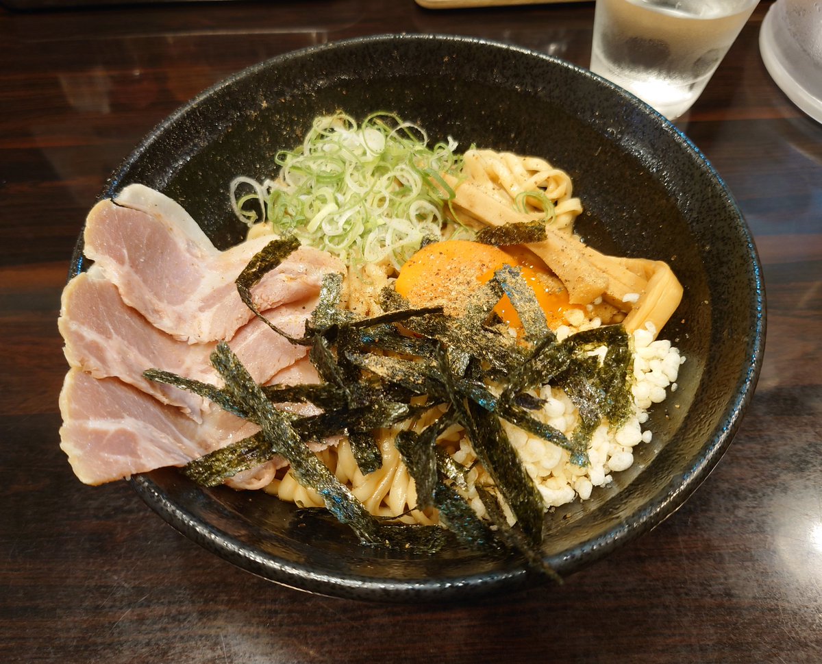 okayama_86's tweet photo. 麺や小楽 こらく
まぜそば https://t.co/aFxG7sQDGI