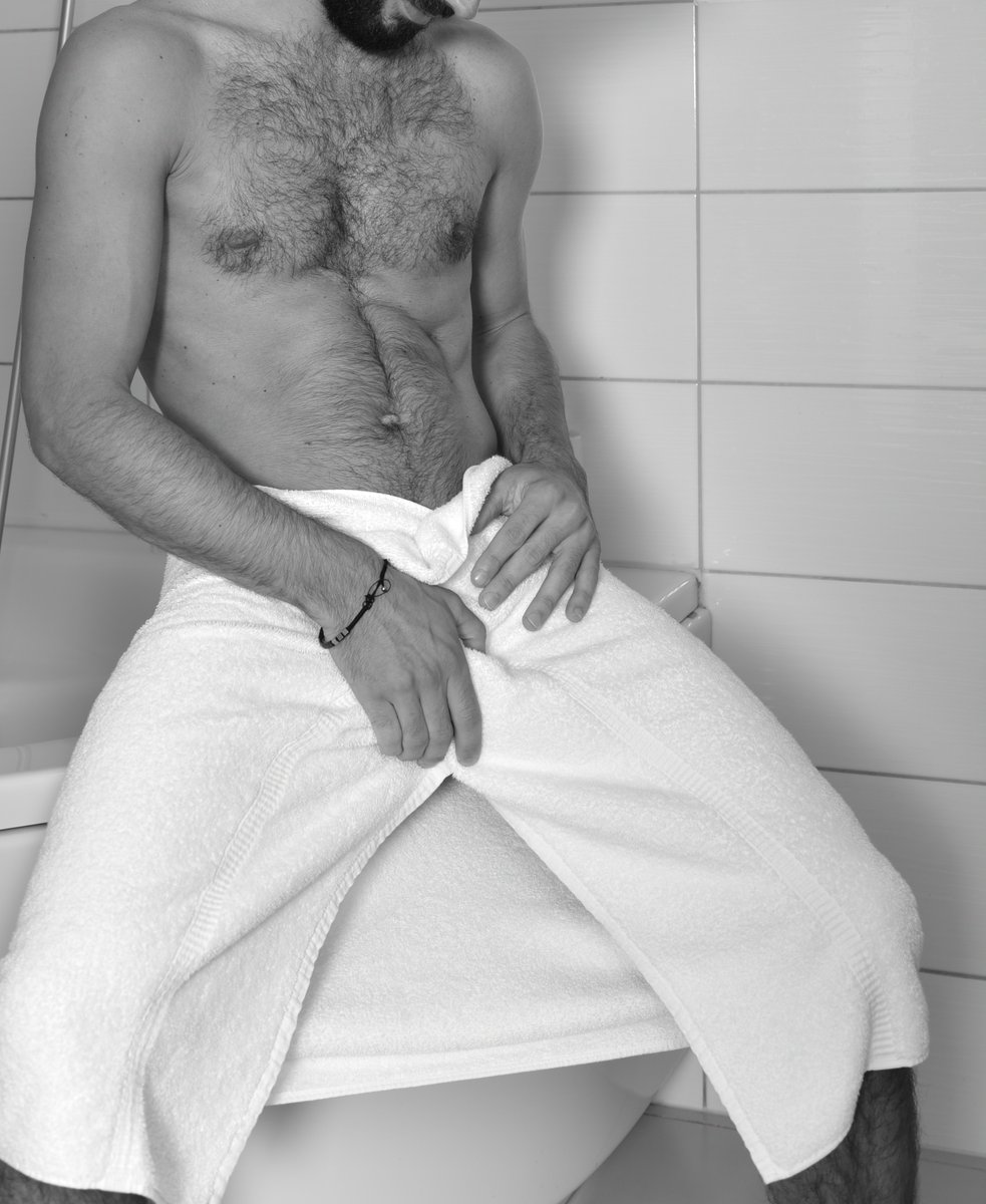 ModelsXMan's tweet photo. RECHERCHE ACTIFS pour mon prochain tournage entre mi-août et fin août. Vous avez les photos du passif dans mon post. Deux ou trois actifs pour le défoncer et/ou un versatile pour un petit train. Intéressé ? Annonce-toi et conditions en DM https://t.co/vVqNJRSxgQ