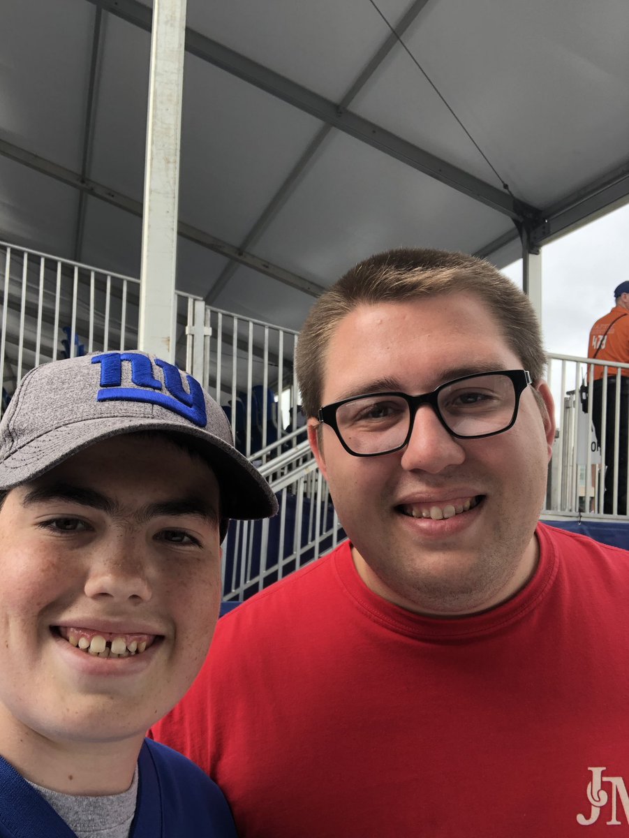 #giantstrianingcamp
<a href="/JustinPenik/">Justin Penik</a>