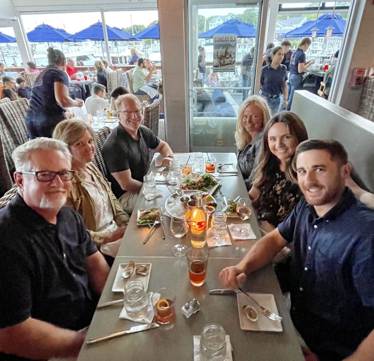 What a night! John Wallace, Carolyn Giuliano &amp; Jeffrey Taylor met for oysters &amp; the spouses joined. Summer fun DO style! 🏖