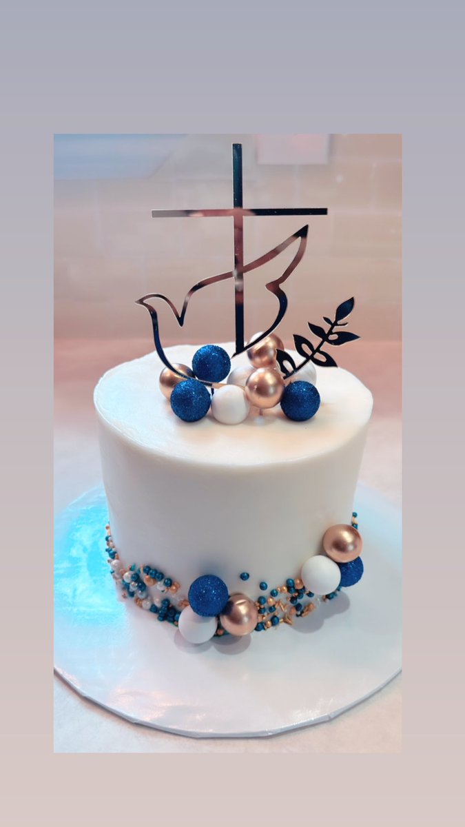 cluscakes's tweet photo. #DoveCake #FuneralCake #RepassCake #CrossCake #RIP https://t.co/A31Gs60YYf