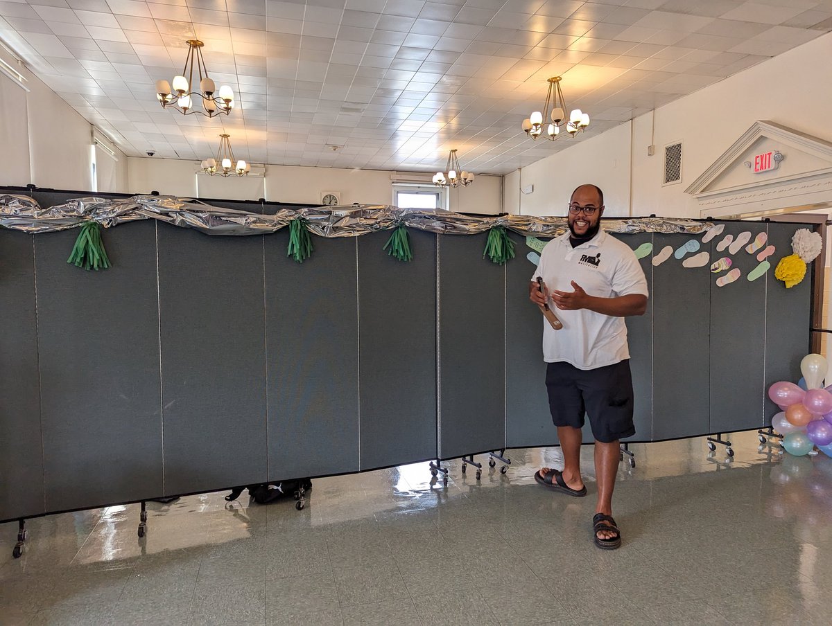 Emily David (@emily_david42) on Twitter photo Preparing for parents to visit our end of summer concert at <a href="/oacs135/">Oakwood Avenue Community School</a> Preparing for parents to visit our end of summer concert at <a href="/oacs135/">Oakwood Avenue Community School</a>