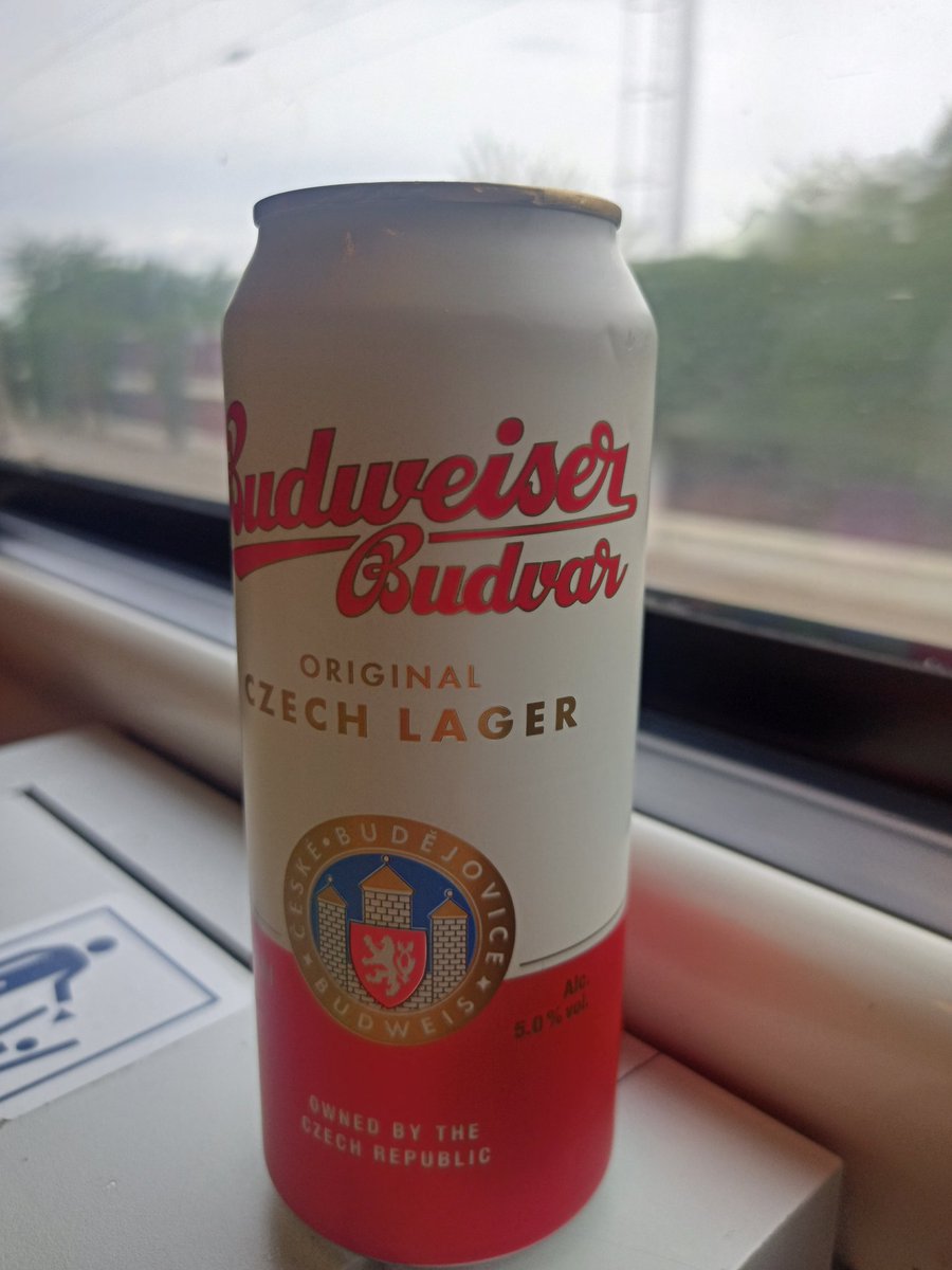 Král Artuš tweet media