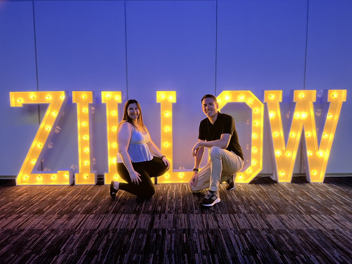 LER_Illinois's tweet photo. Jonathan Moon and Jolene Morgan are interning at Zillow and got to visit Seattle! As internships come to an end, we are so excited to have our students back on campus. See you all soon!
#LER #MHRIRatILLINOIS #LERve https://t.co/nXXxqLlmXS