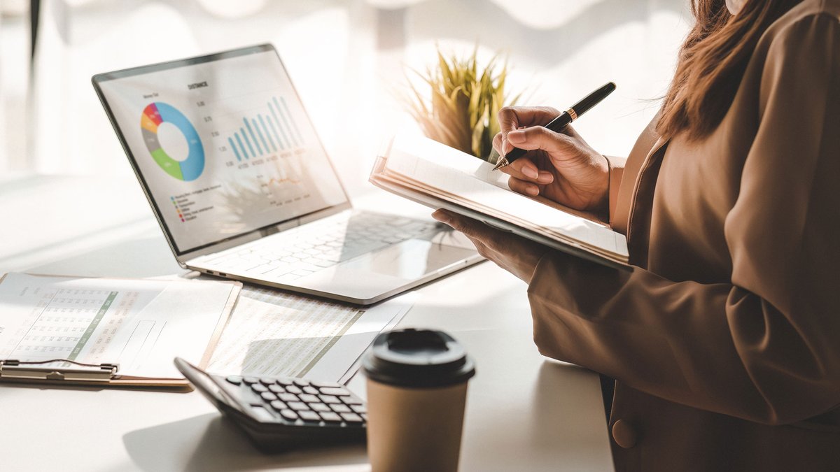 MAISTL's tweet photo. Part 1 of 9: Focus &amp; Planning In Marketing – Avoid Squirrels

https://t.co/l96Kb38PqJ

#mai #marketing #aviationmarketing #marketingROI #ROI #marketingbudget https://t.co/tnxEUZ7Awp